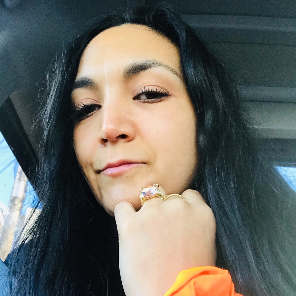 Meet your Posher, Delaina